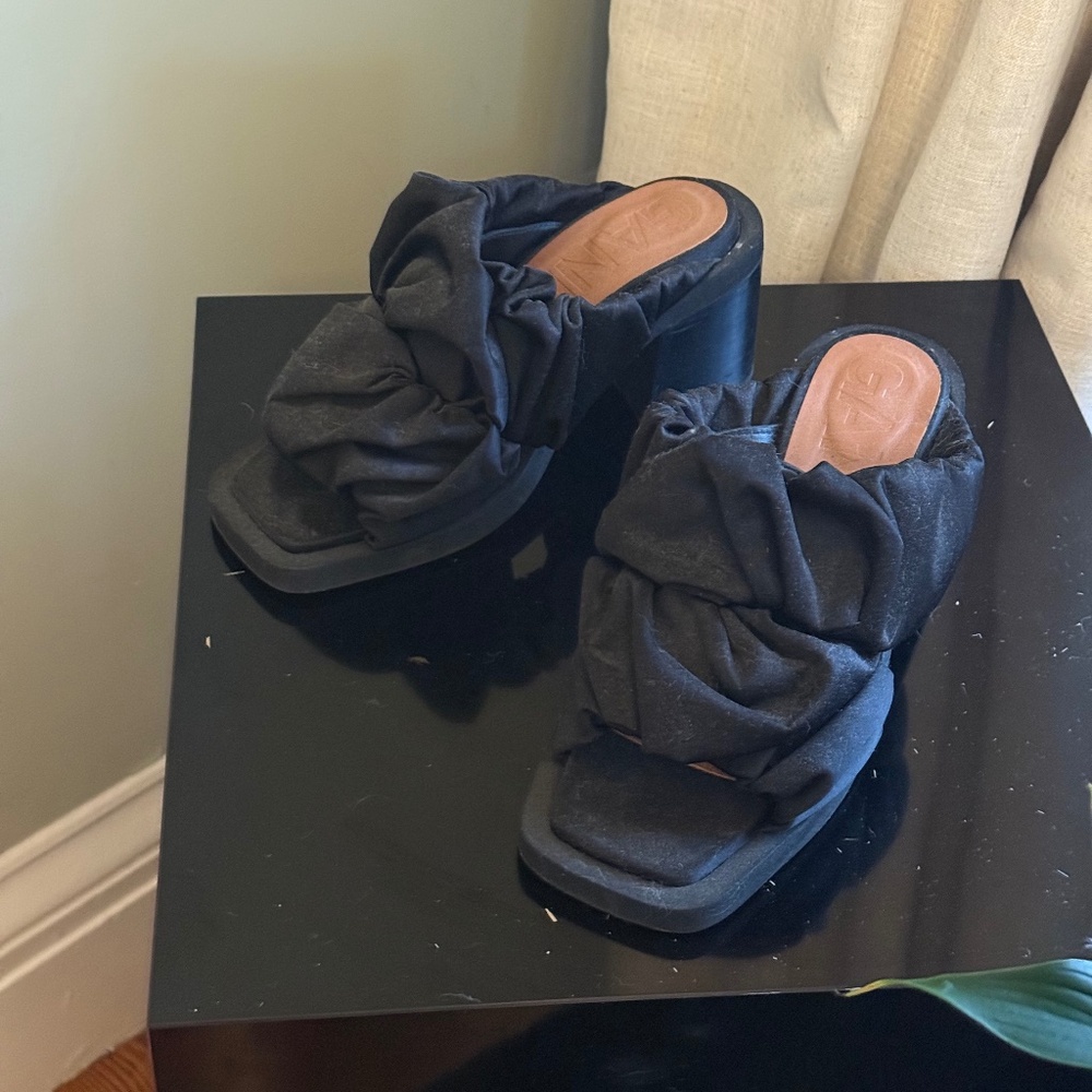 Ganni Size 38 Satin Mules With Chunky Heel